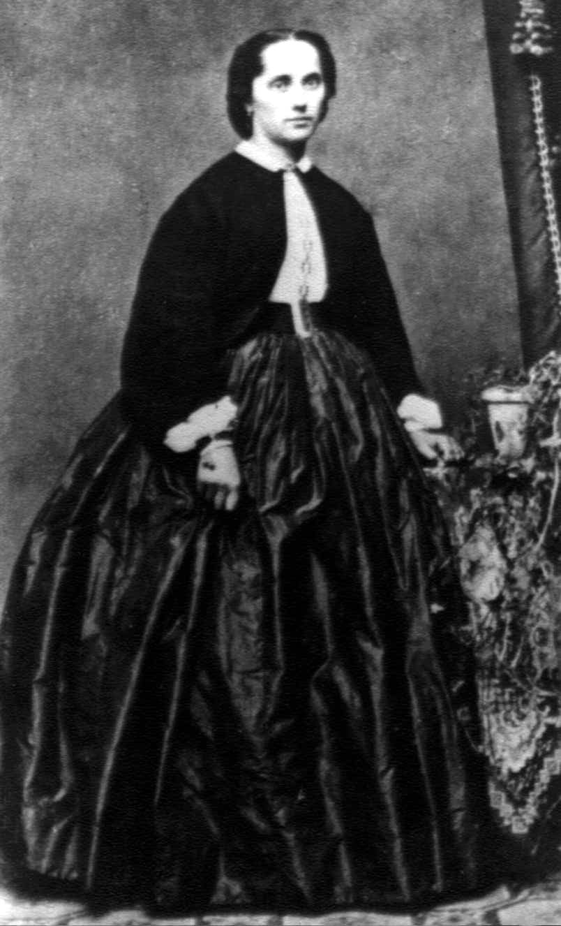 Die Mutter Louise Warnke, ca. 30 Jahre